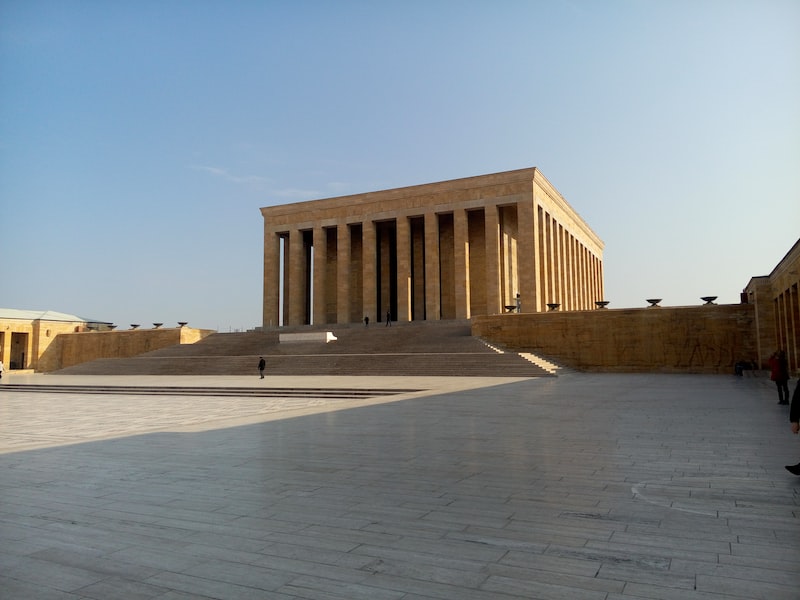 Ankara: Başkent ve Modern Şehir Ankara: Başkent ve Modern Şehir